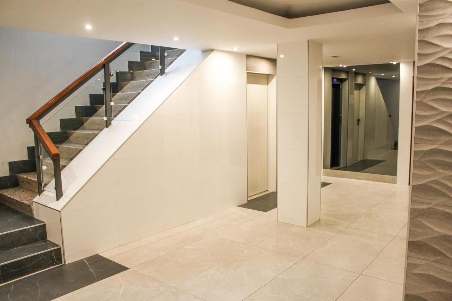 Residencial Leyra, Piso Centrico De 6 Habitaciones, 8 Camas Salamanca Exterior foto